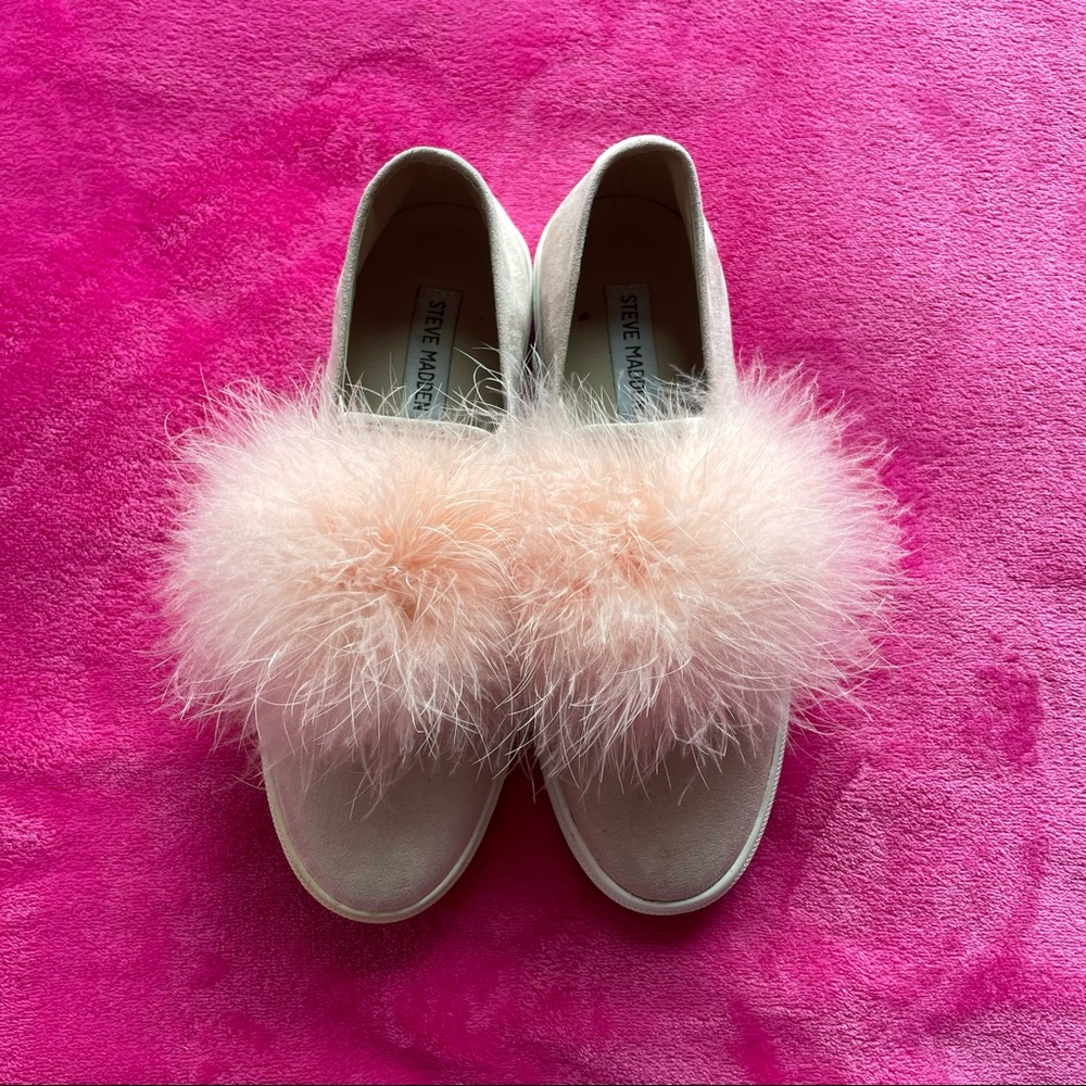 Steve Madden Baby Pink Fluffy Loafers